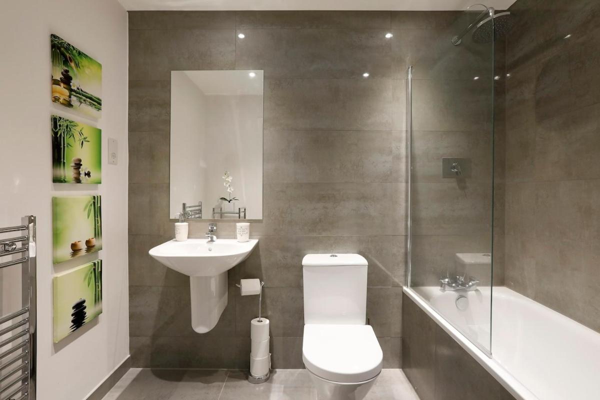 Redhill Queensgate - Modern 1 Bedroom Apartment Exterior foto