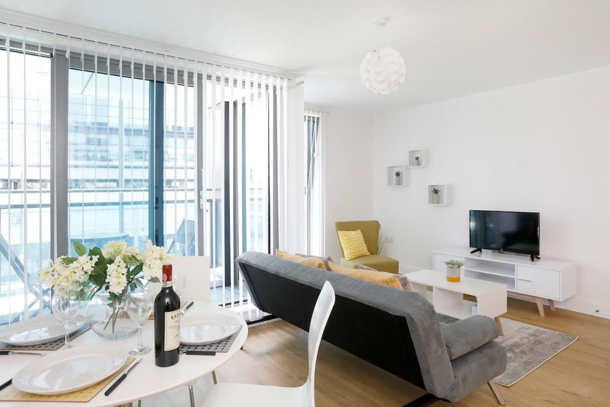 Redhill Queensgate - Modern 1 Bedroom Apartment Exterior foto